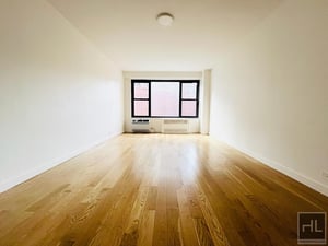 Photo for Fourth Avenue