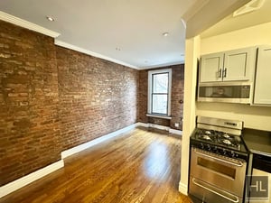 Photo for E 13TH ST.