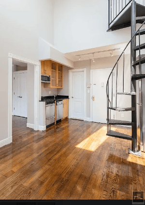 Photo for W 21ST ST.