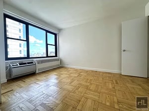 Photo for Fourth Avenue