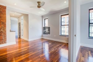 Photo for LEXINGTON AVE.