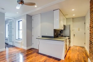 Photo for LEXINGTON AVE.