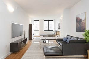 Photo for Fifth Avenue