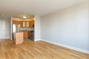 Photo for Sixth Avenue