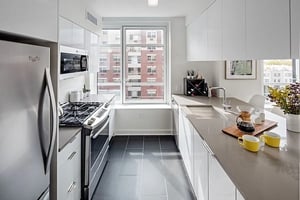 Photo for Hoyt Street