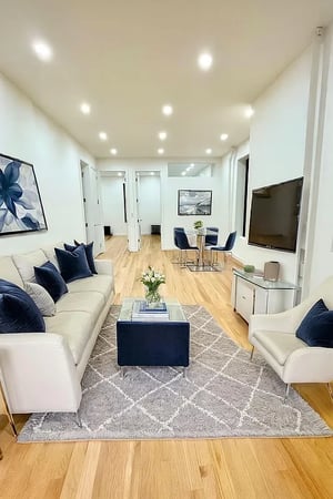 Photo for Bond Street