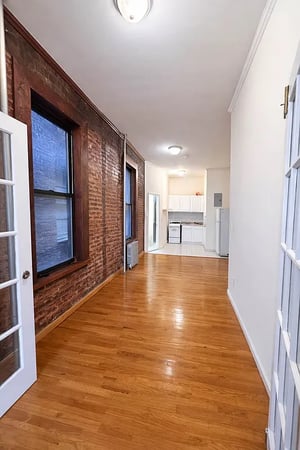 Photo for 9th Avenue