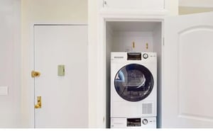 Photo for 1st Avenue