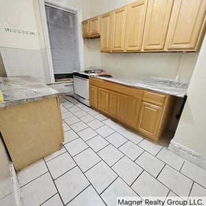 Photo for 20th Avenue