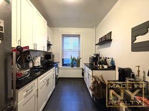 Photo for 32nd Street