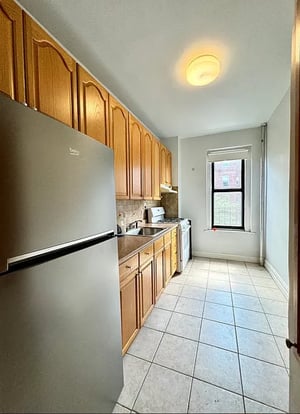 Photo for 74th Street