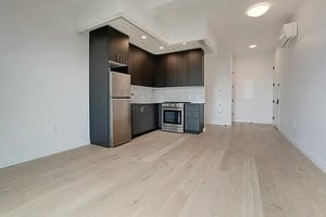 Photo for 4th Avenue