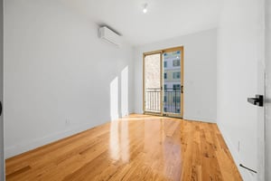 Photo for Vernon Avenue