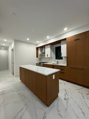 Photo for Bay 25th Street