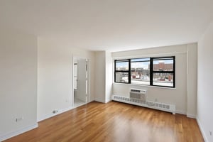 Photo for Grand Concourse