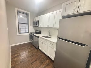 Photo for West 190th Street