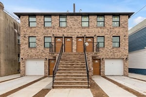 Photo for East 43rd Street