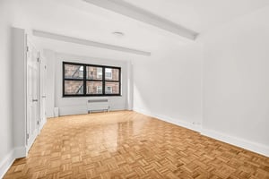 Photo for East 44th Street