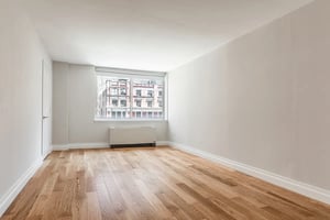 Photo for Sixth Avenue