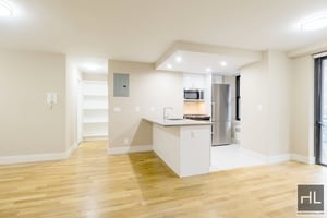 Photo for Columbus Avenue /97th st