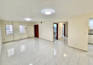 Photo for 75th Street