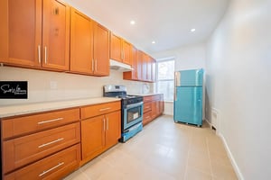 Photo for Lewis Avenue