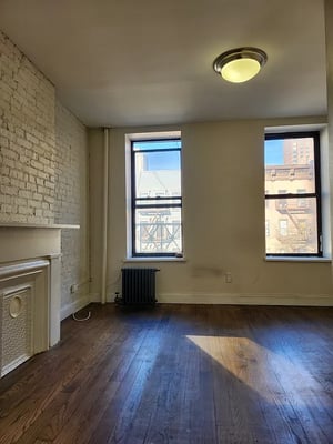 Photo for 2nd Avenue