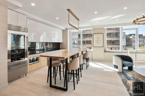 Photo for 1st Avenue