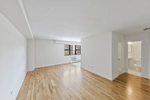 Photo for Grand Concourse