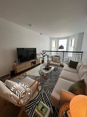 Photo for Hawthorne Street