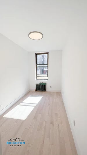 Photo for West 21st Street