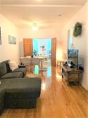 Photo for 17th Street