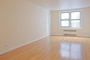 Photo for 86th Street