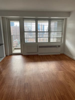 Photo for 10th Avenue