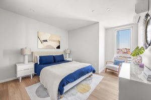 Photo for Metropolitan Avenue