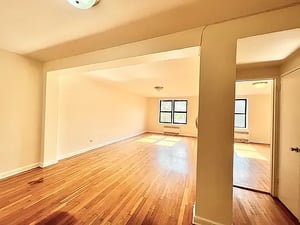 Photo for 86th Street