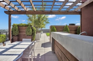 Photo for Fourth Avenue