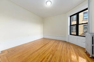 Photo for West 207th Street