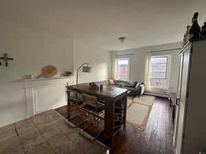 Photo for Willoughby Avenue