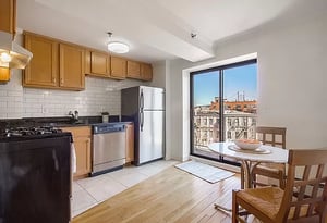 Photo for 28th Avenue