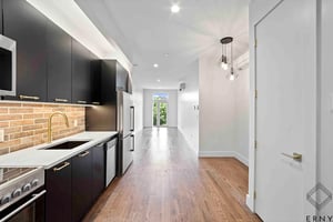 Photo for Varet Street