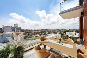 Photo for 4th Avenue