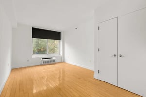 Photo for East 118th Street