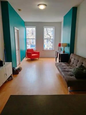 Photo for 3rd Avenue