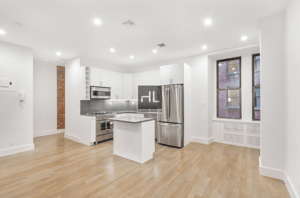 Photo for W 14TH ST.