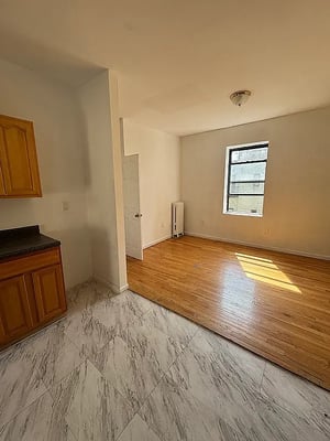 Photo for 33rd Street