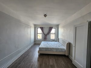 Photo for 120th Street