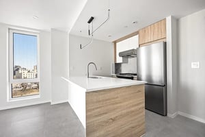 Photo for Metropolitan Avenue