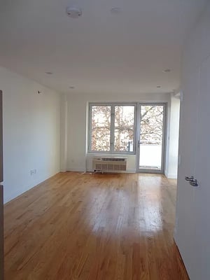 Photo for 116th Street