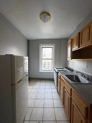 Photo for East 228th Street